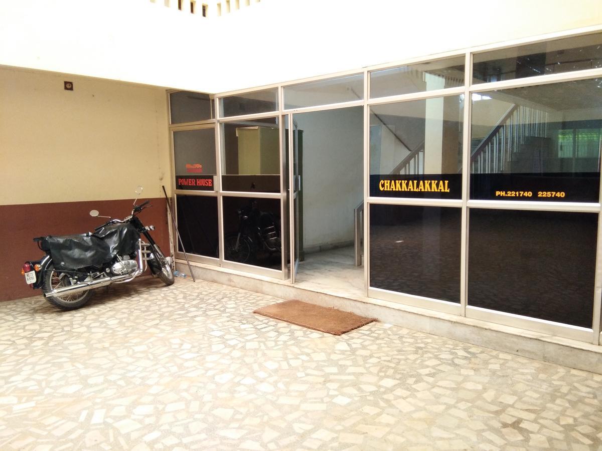 Chakkalakkal Residency Hotell Ambalavayal Exteriör bild